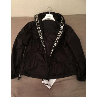 MONCLER(ナイロンジャケット)のフリマアイテム一覧 MONCLER(ナイロンジャケット)のフリマアイテム一覧