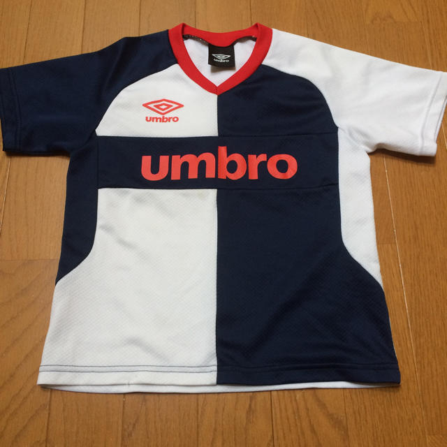 UMBRO(アンブロ)のアンブロ サッカーウェア スポーツ/アウトドアのサッカー/フットサル(ウェア)の商品写真