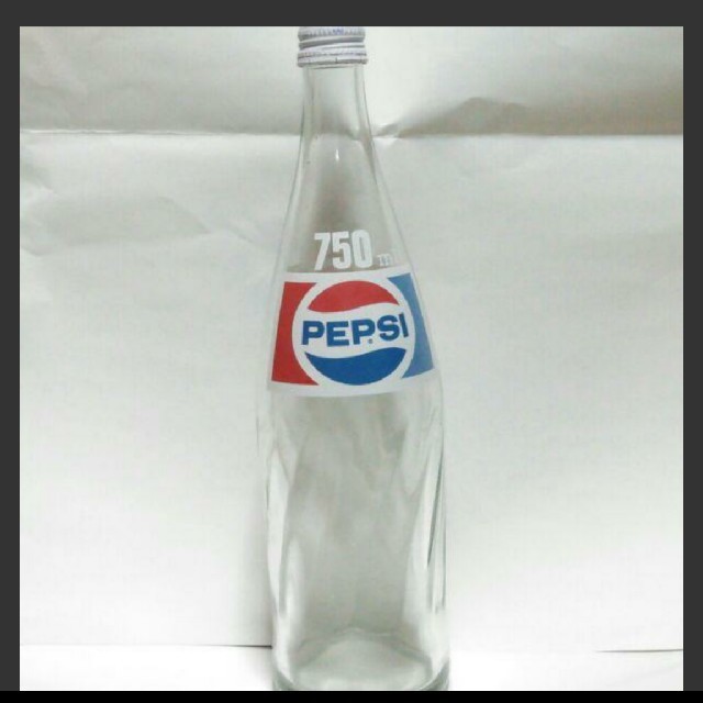 1988年ペプシコーラ750ml瓶の通販 by れっどてーるきゃっと|ラクマ 1988年ペプシコーラ750ml瓶の通販 by れっどてーるきゃっと|ラクマ