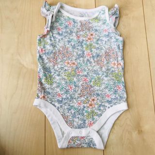 ベビーギャップ(babyGAP)のbabyGAP ボタニカル花柄ロンパース カーターズロンパースセット(ロンパース)