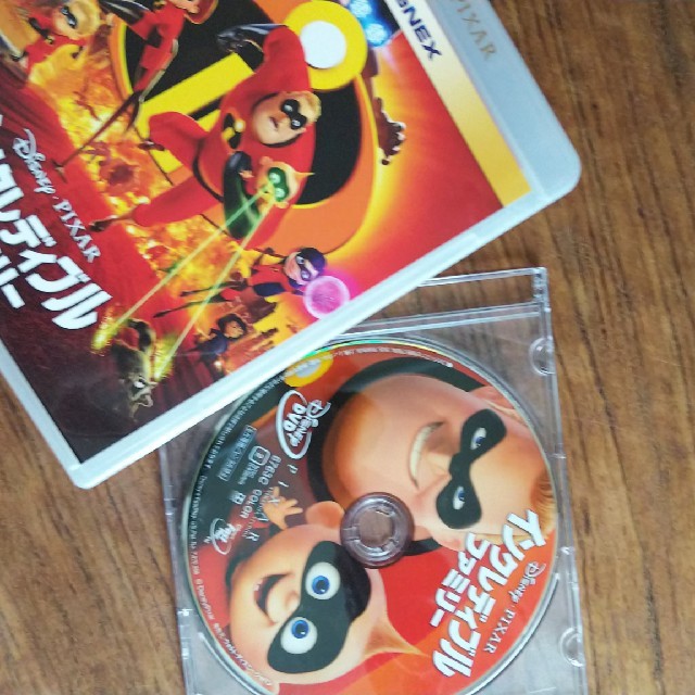 Disney(ディズニー)の『新品』インクレディブルファミリー DVD エンタメ/ホビーのDVD/ブルーレイ(キッズ/ファミリー)の商品写真