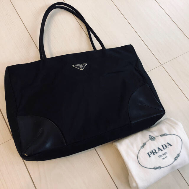 PRADA(プラダ)の正規品 PRADA✨プラダのカーフ革×ナイロントートバック  レディースのバッグ(トートバッグ)の商品写真