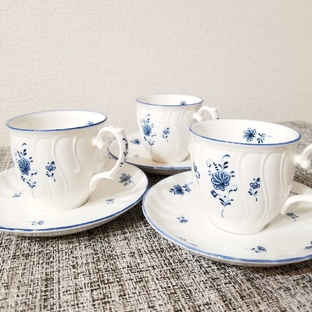 Noritake(ノリタケ)の新品ノリタケのカップ&ソーサーセット送料込み！ インテリア/住まい/日用品のキッチン/食器(グラス/カップ)の商品写真