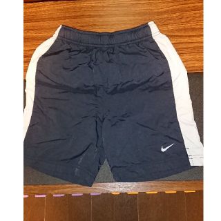 ナイキ(NIKE)の男児 NIKE水着 130(水着)