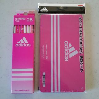 アディダス(adidas)の新品◆未開封「【送料込み】uni adidas色鉛筆880&かきかた鉛筆2点 」(鉛筆)