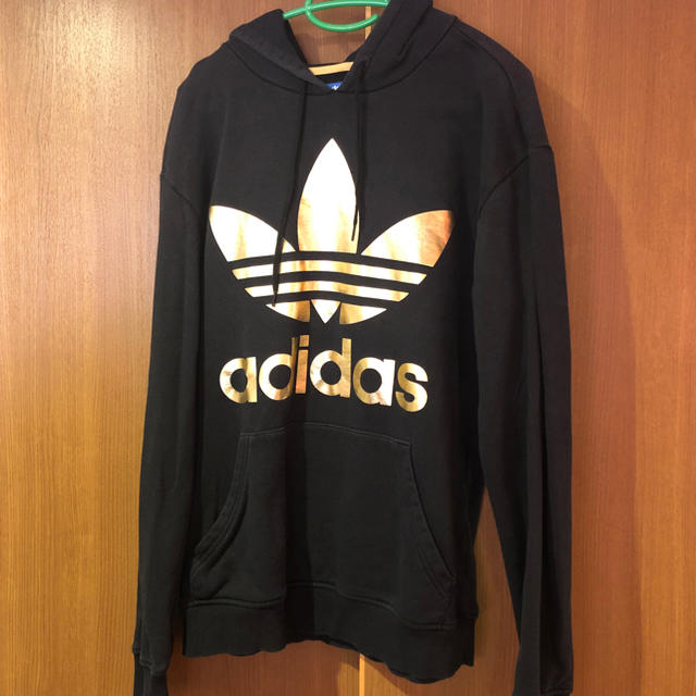 adidas(アディダス)のadidasパーカー レディースのトップス(パーカー)の商品写真