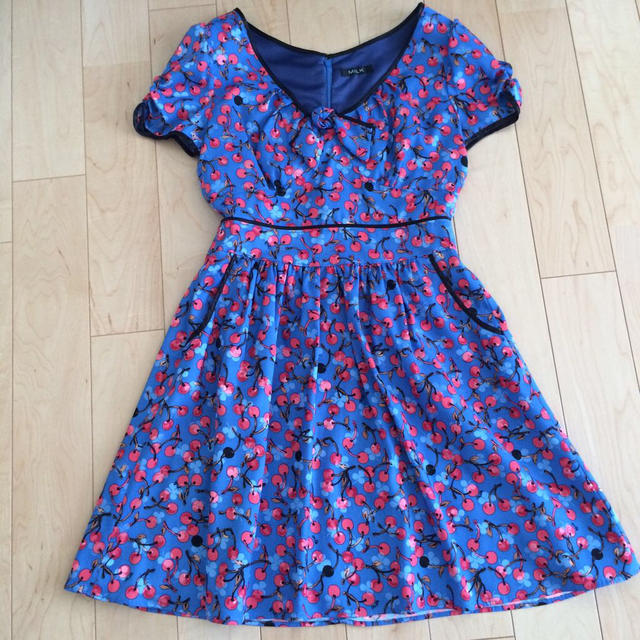 little berry dress