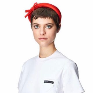 プラダ(PRADA)の新品PRADAプラダ カチューシャ ヘアアクセサリーmiumiuワンピース(カチューシャ)