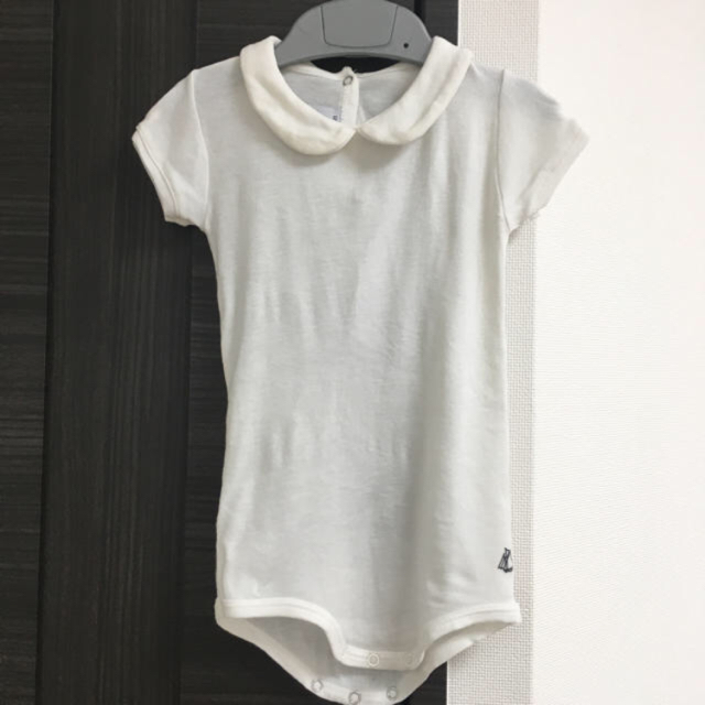 PETIT BATEAU(プチバトー)の【プチバトー】長袖ボディ・カーディガン・半袖ボディ キッズ/ベビー/マタニティのベビー服(~85cm)(肌着/下着)の商品写真