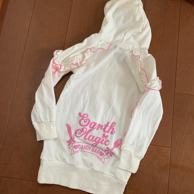 EARTHMAGIC(アースマジック)のアースマジック  パーカー ワンピース キッズ/ベビー/マタニティのキッズ服女の子用(90cm~)(ワンピース)の商品写真