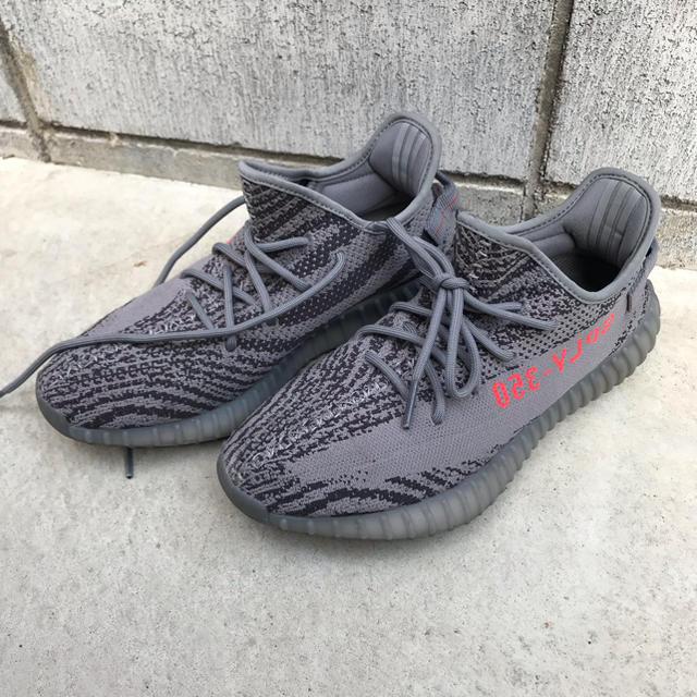 adidas(アディダス)のyeezy boost 350 V2 beluga 2.0 メンズの靴/シューズ(スニーカー)の商品写真