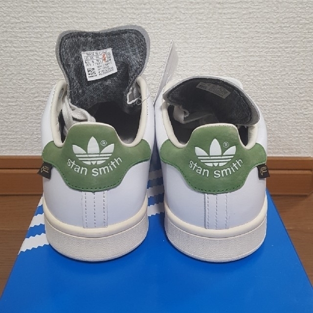 adidas(アディダス)の[専用ruka様]新品 アディダス スタンスミス  24.5 GORE TEX レディースの靴/シューズ(スニーカー)の商品写真