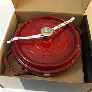 ストウブ(STAUB)の新品未使用 ストウブ ココット チェリー 22(鍋/フライパン)