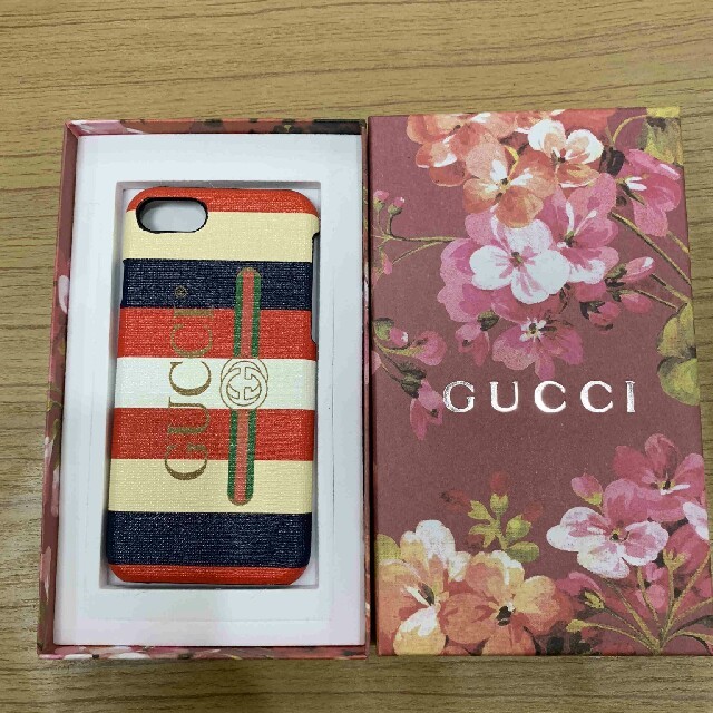 スヌーピー アップルウォッチ4 ベルト / Gucci - Iphoneケース　グッチ
の通販 by あつ子^_^'s shop｜グッチならラクマ