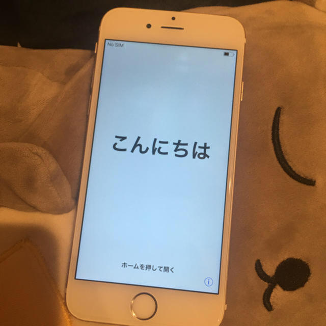 iPhone(アイフォーン)のiPhone6 32Gb simフリー 本体 スマホ/家電/カメラのスマートフォン/携帯電話(スマートフォン本体)の商品写真