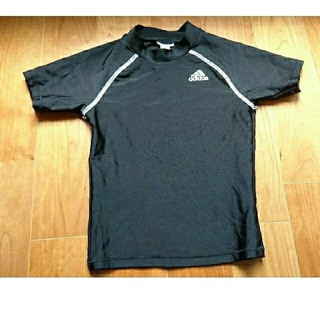 adidas(アディダス)のadidas ジュニア ラッシュガード キッズ/ベビー/マタニティのキッズ服男の子用(90cm~)(水着)の商品写真