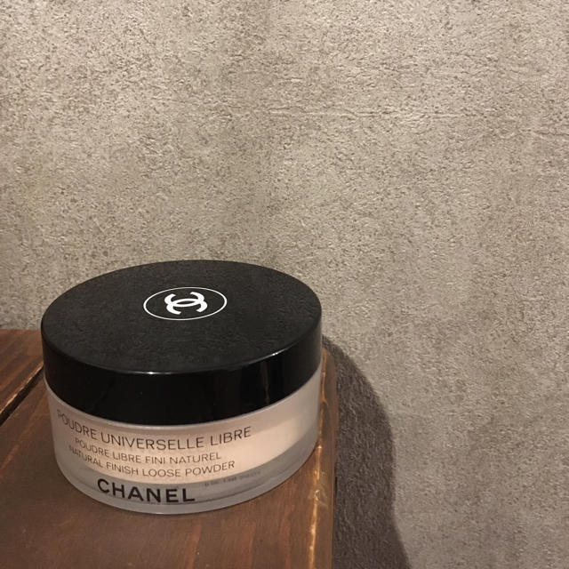 CHANEL(シャネル)のCHANEL フェイスパウダー20クレール コスメ/美容のベースメイク/化粧品(フェイスパウダー)の商品写真