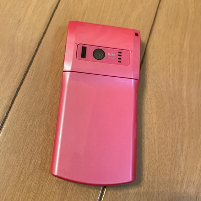 NTTdocomo(エヌティティドコモ)のガラケー ドコモN-01F ピンク色 スマホ/家電/カメラのスマートフォン/携帯電話(携帯電話本体)の商品写真