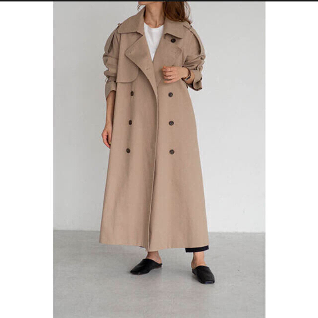 DEUXIEME CLASSE(ドゥーズィエムクラス)の【新品タグ付き】na.e Oversize Trench coat_Beige レディースのジャケット/アウター(トレンチコート)の商品写真