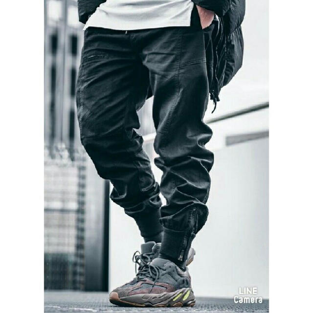 FEAR OF GOD(フィアオブゴッド)のblacktailor C2 cargo pants 30 メンズのパンツ(ワークパンツ/カーゴパンツ)の商品写真