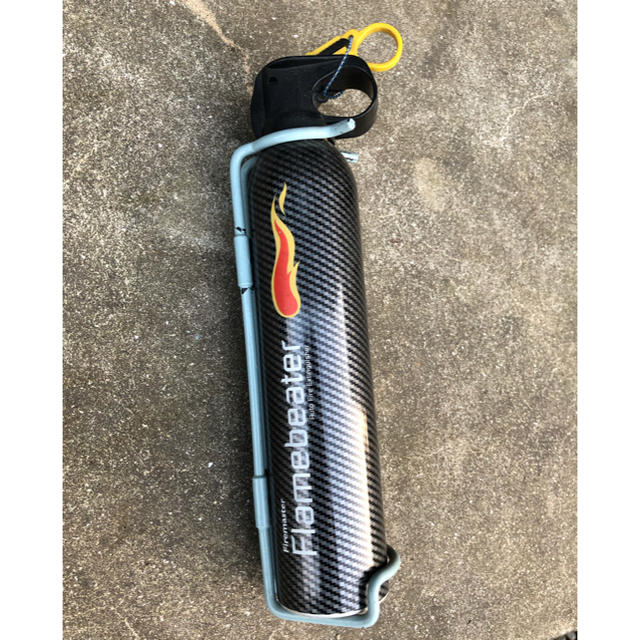FIamebeater 消火器 車載用 車両火災 レース ドリフト 即納 自動車/バイクの自動車(車内アクセサリ)の商品写真