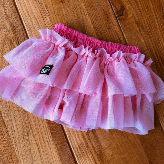 ピンクの可愛いフリフリブルマ♡ キッズ/ベビー/マタニティのベビー服(~85cm)(パンツ)の商品写真