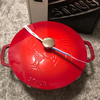 ストウブ(STAUB)の【staub】フレンチルースターココット チェリーレッド24cm(鍋/フライパン)