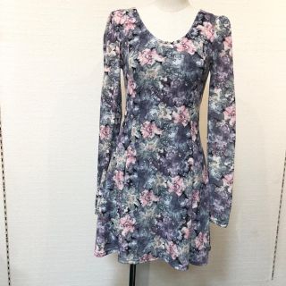 ザラ(ZARA)の美品✨花柄❤️フレアー ワンピース(ミニワンピース)