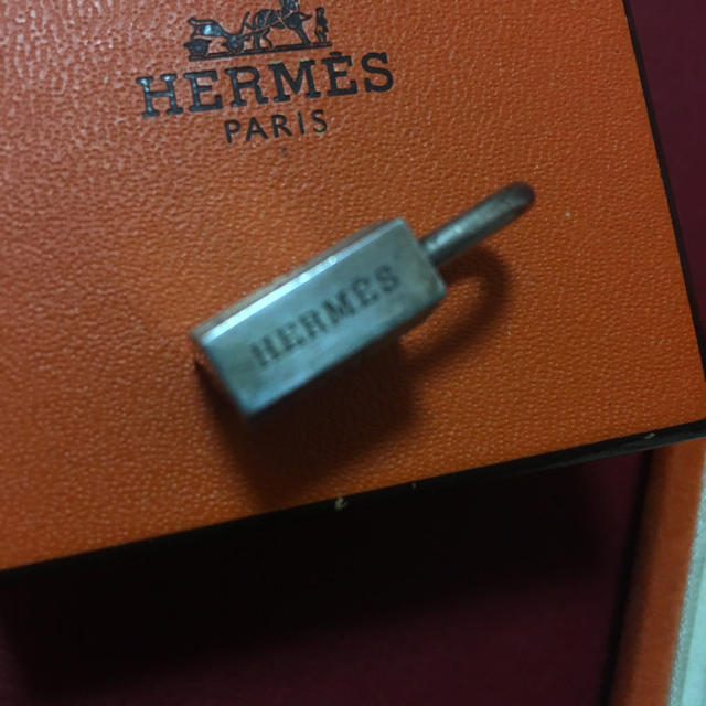 Hermes(エルメス)のエルメス パドロックネックレス AG925 レディースのアクセサリー(ネックレス)の商品写真