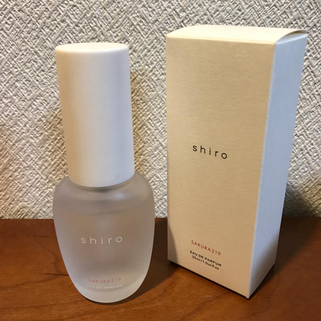 shiro(シロ)のshiro（シロ） オードパルファン さくら219 コスメ/美容の香水(香水(女性用))の商品写真