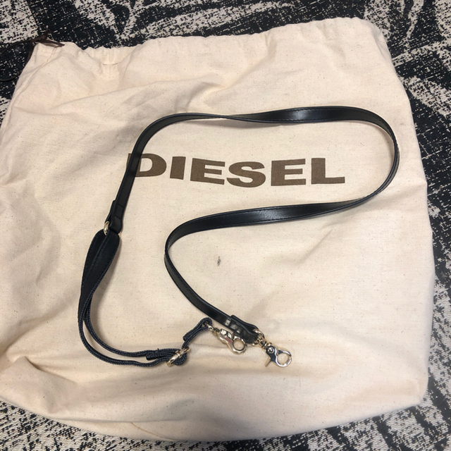 DIESEL(ディーゼル)のディーゼルバッグ レディースのバッグ(トートバッグ)の商品写真