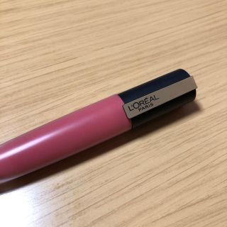 ロレアルパリ(L'Oreal Paris)のロレアルパリ ルージュ シグネチャー 124 サーモンピンク(リップグロス)