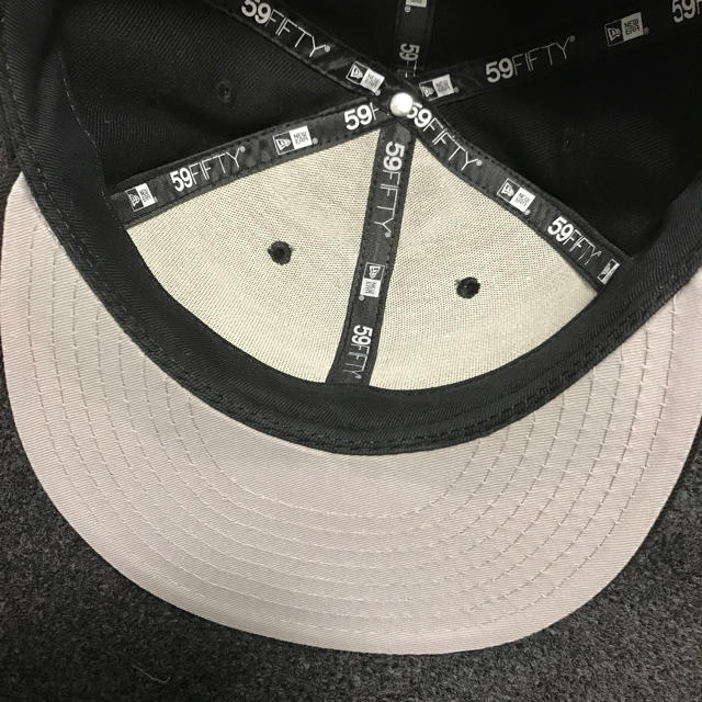 Supreme(シュプリーム)のシュプリーム 16AW ニューエラ  キャップ メンズの帽子(キャップ)の商品写真
