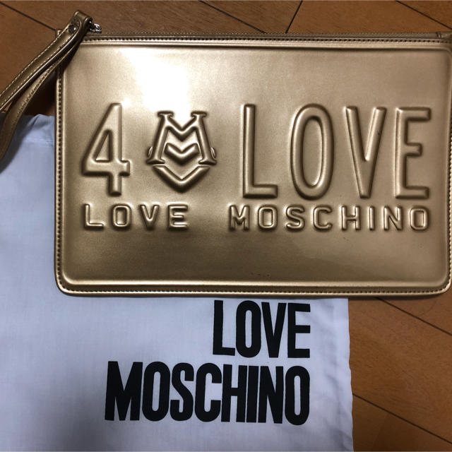 MOSCHINO(モスキーノ)のLOVE MOSCHINO クラッチバッグ レディースのバッグ(クラッチバッグ)の商品写真