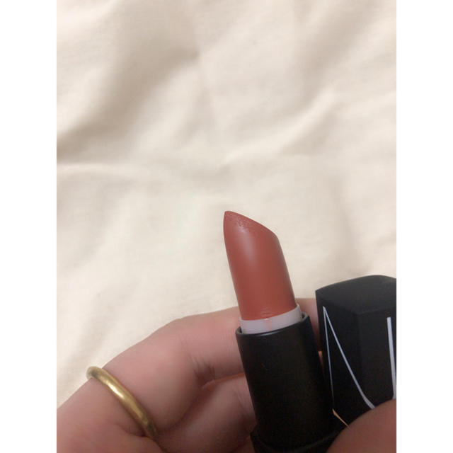 NARS(ナーズ)のnars リップスティック 1003 モロッコ コスメ/美容のベースメイク/化粧品(口紅)の商品写真