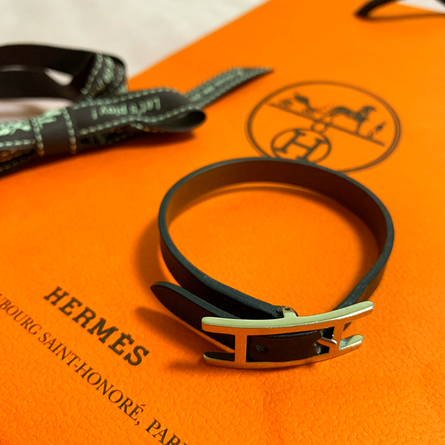 Hermes(エルメス)のエルメス 美品 バングル レディースのアクセサリー(ブレスレット/バングル)の商品写真