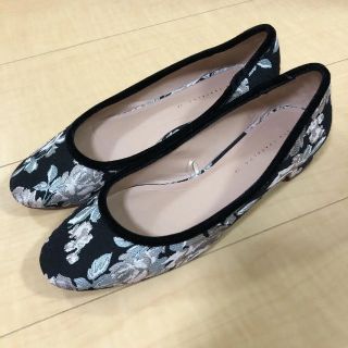 ザラ(ZARA)のパンプス ZARA ジャカード 花柄(ハイヒール/パンプス)