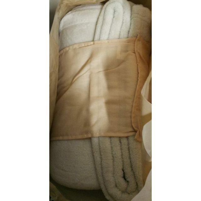 山善(ヤマゼン)の寝袋（シュラフ）と マイクロファイバー毛布　2セット　未使用品 スポーツ/アウトドアのアウトドア(寝袋/寝具)の商品写真