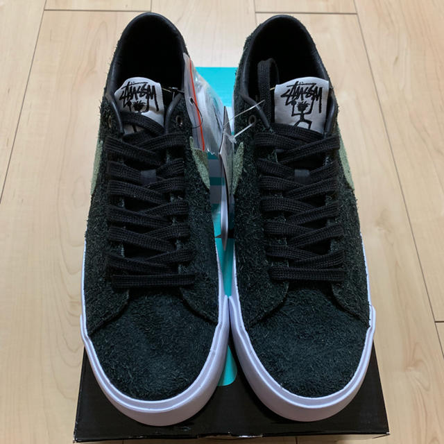 NIKE(ナイキ)のNIKE STUSSY ZOOMBLAZER 27.5cm BQ6449-001 メンズの靴/シューズ(スニーカー)の商品写真