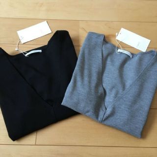 ザラ(ZARA)の新品ZARAザラ半袖VネックTシャツカットソーM2枚セット(Tシャツ(半袖/袖なし))