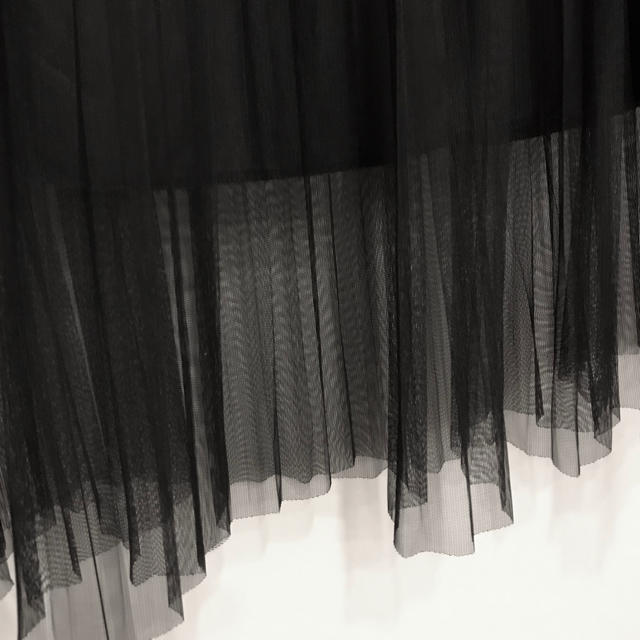 ZARA(ザラ)のZARA チュール プリーツ スカート 黒 レディースのスカート(その他)の商品写真