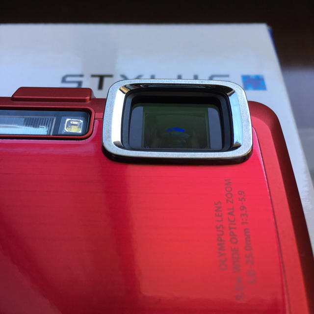 OLYMPUS(オリンパス)のOLYMPUS デジタルカメラ STYLUS TG-830 赤 オマケ付き スマホ/家電/カメラのカメラ(コンパクトデジタルカメラ)の商品写真