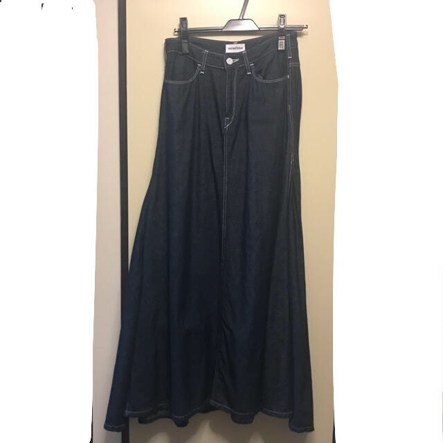 IENA(イエナ)のwoad blue デニムマキシスカート レディースのスカート(ロングスカート)の商品写真