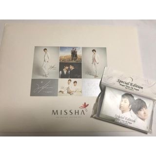 ミシャ(MISSHA)の東方神起 フォトカード＆あぶらとり紙【新品未開封】(その他)