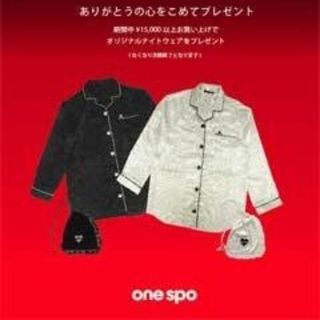 ワンスポ(one spo)の(まよい様専用)one spoパジャマ ブラック＆ホワイト 2点セット(パジャマ)