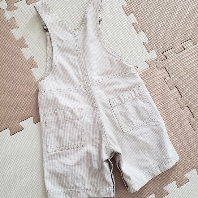 PETIT BATEAU(プチバトー)のプチバトー ストライプオーバーオール 24m/86㎝ キッズ/ベビー/マタニティのベビー服(~85cm)(パンツ)の商品写真