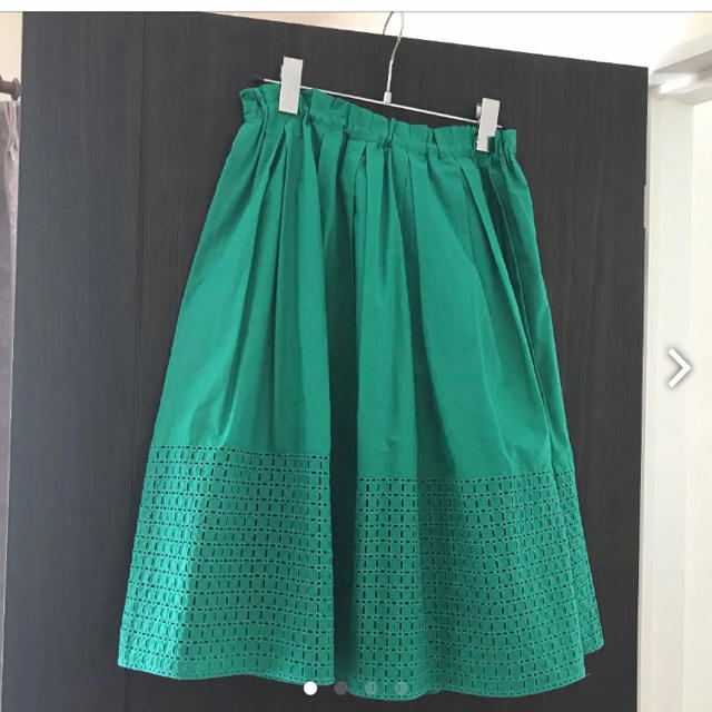 OPAQUE.CLIP(オペークドットクリップ)のオペークドットクリップ グリーンスカート  美品売約済み レディースのスカート(ひざ丈スカート)の商品写真