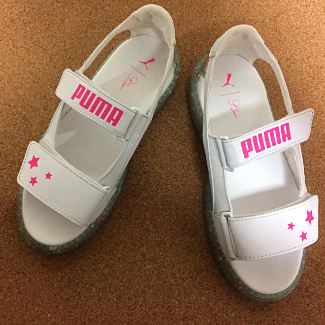 PUMA(プーマ)の新品 PUMA SOPHIA WEBSTER プーマ シューズ  サンダル レディースの靴/シューズ(サンダル)の商品写真