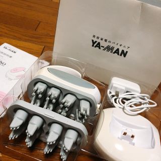 ヤーマン(YA-MAN)のヘッドスパマッサージ器(マッサージ機)