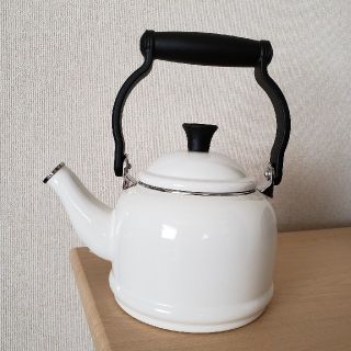 ルクルーゼ(LE CREUSET)のル・クルーゼ　白　やかん(調理道具/製菓道具)